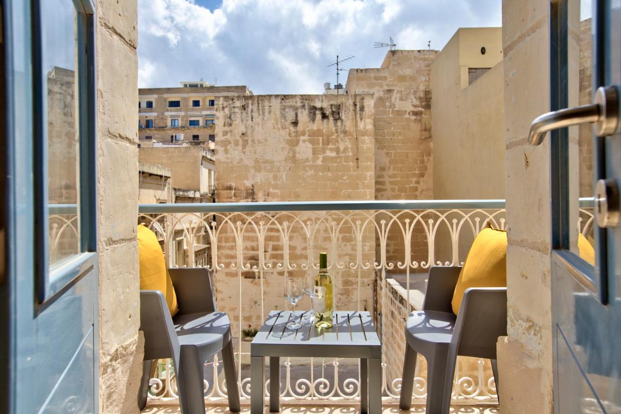 Ursula Apartments Self Catering Studios And 1-Br In Central Valletta By Tritoni Hotels Buitenkant foto