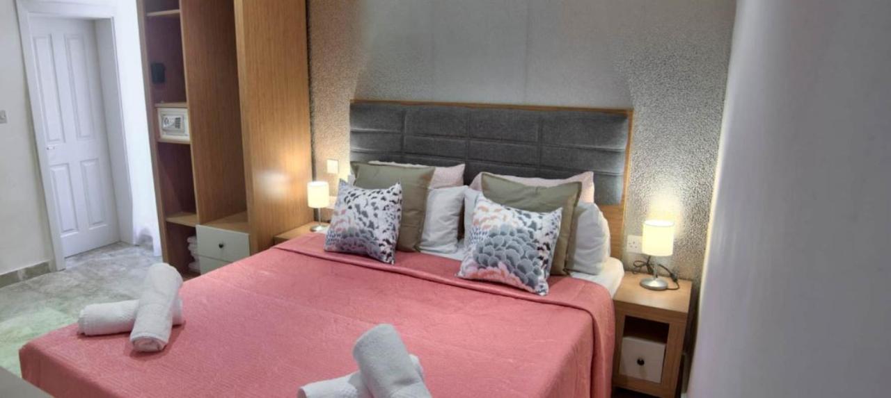 Ursula Apartments Self Catering Studios And 1-Br In Central Valletta By Tritoni Hotels Buitenkant foto