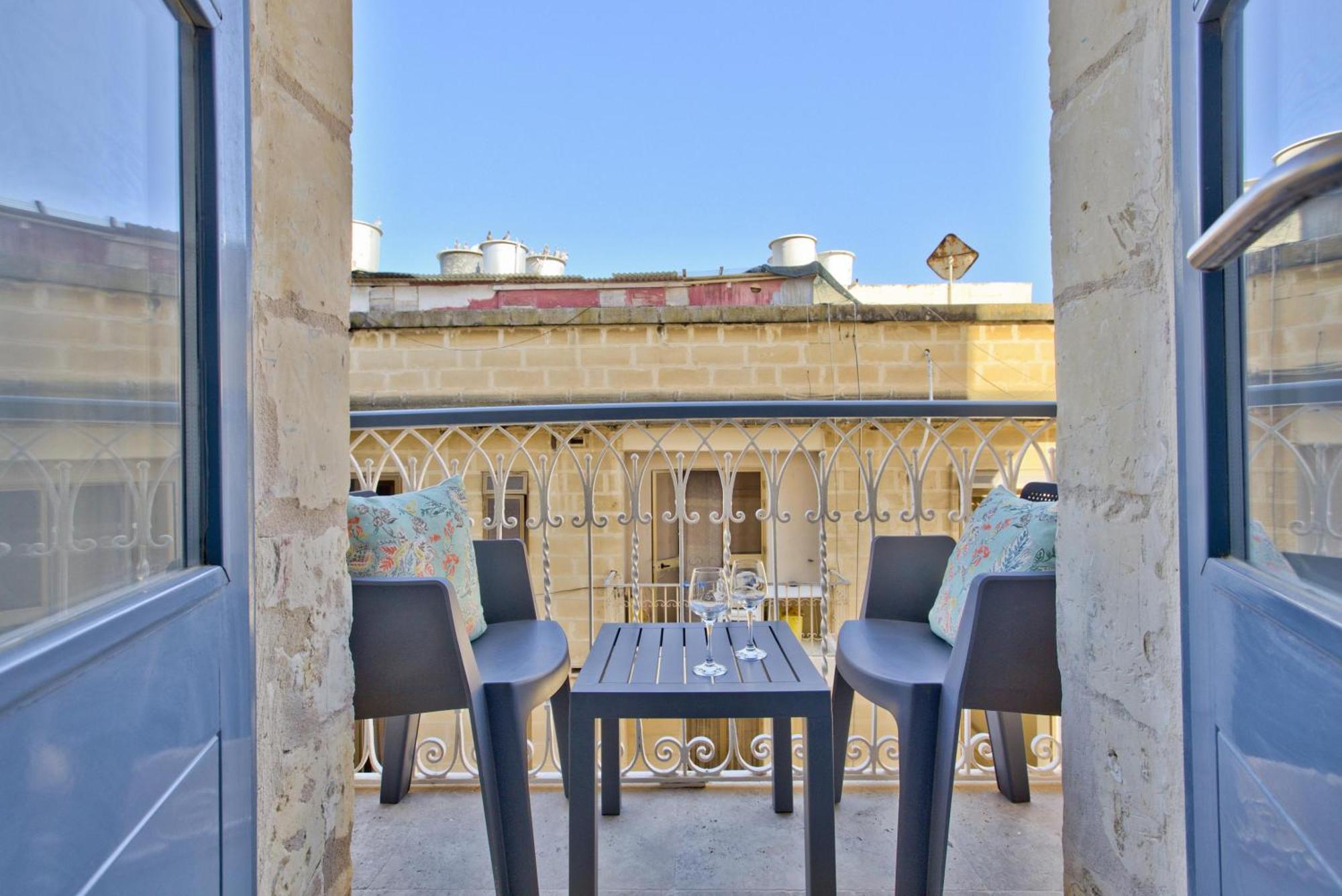 Ursula Apartments Self Catering Studios And 1-Br In Central Valletta By Tritoni Hotels Buitenkant foto